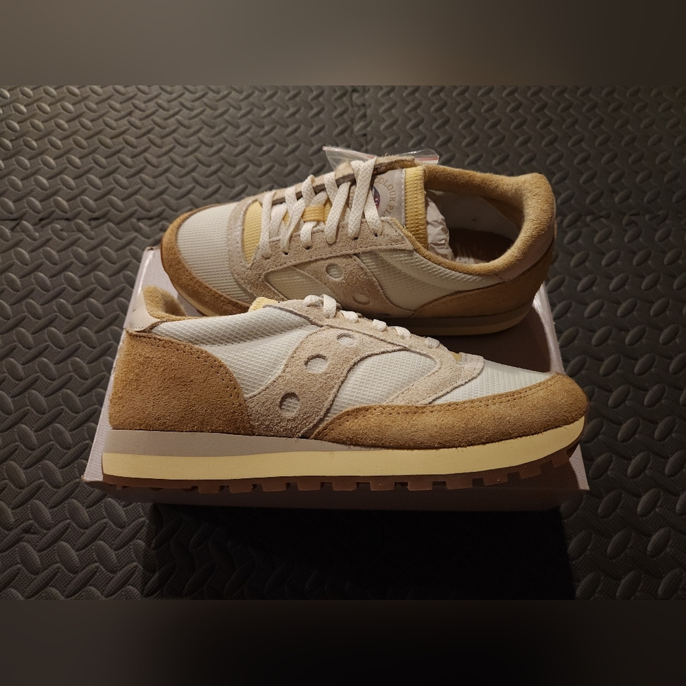 Saucony’s Jazz 81 X Women's Size 10.5 / Men's Size 9